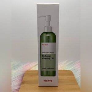 Manyo Herbgreen Cleansing Oil